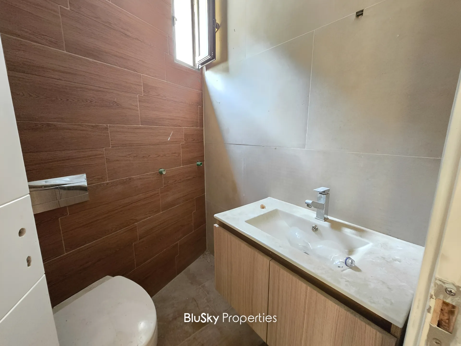 Apartment for sale in Mansourieh