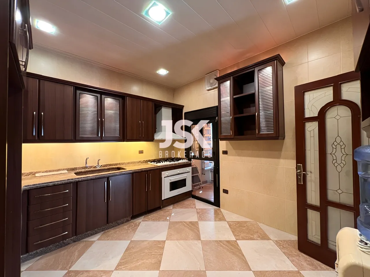 Apartment for Sale in Maghdoucheh