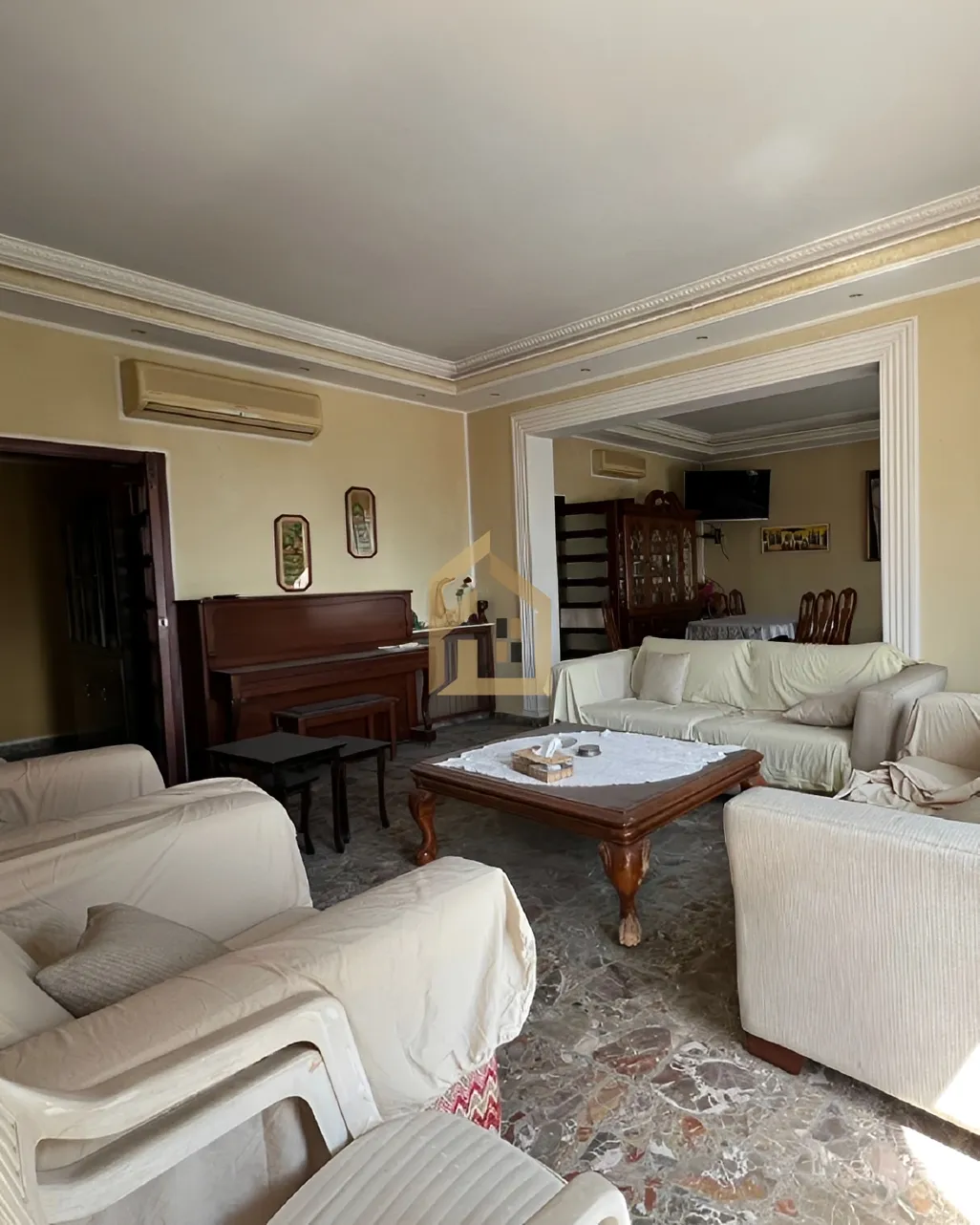 Apartment for sale in Achrafieh, Beirut, Lebanon - 3 bed, 4 bath