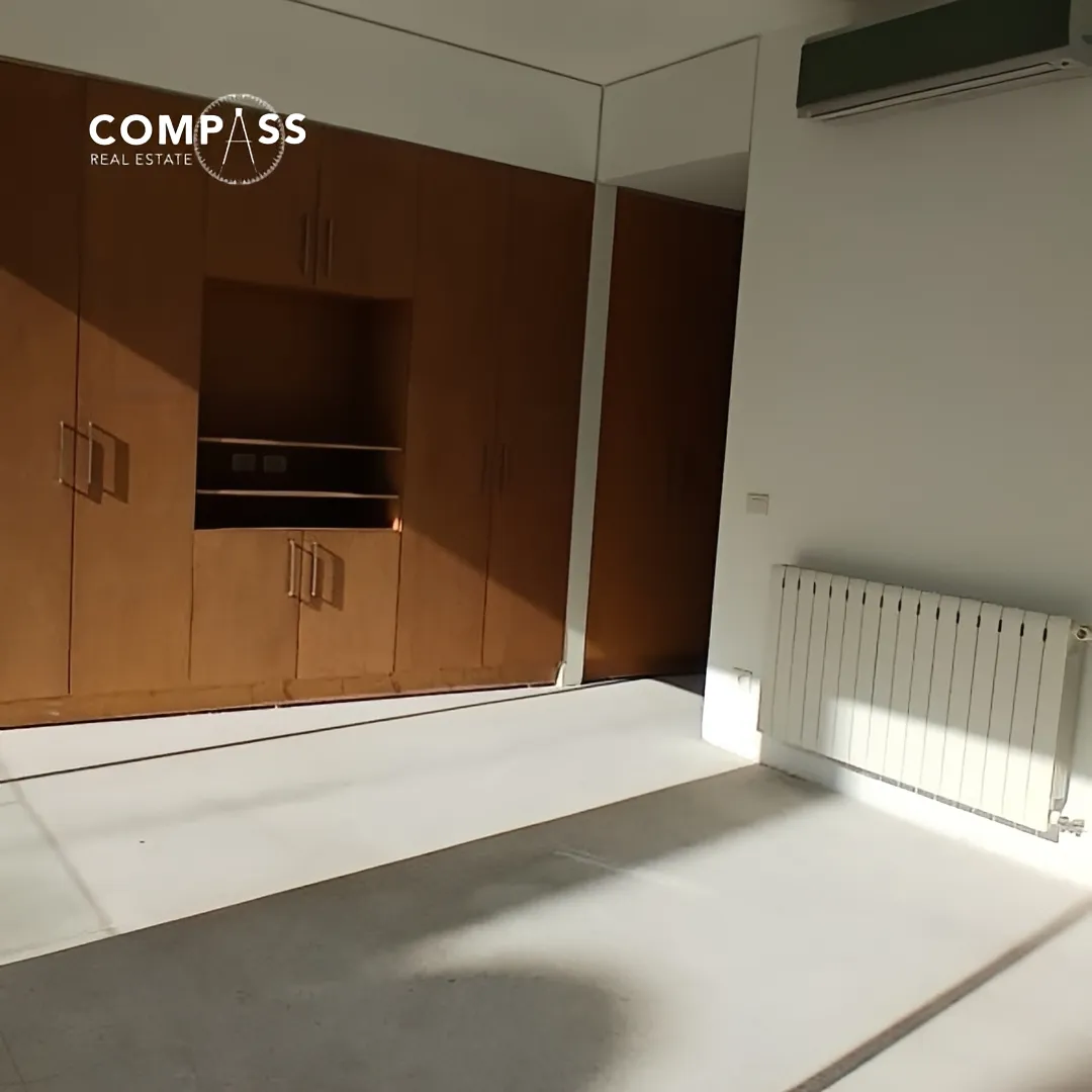 Apartment for sale in Achrafieh, Beirut, Lebanon - 3 bed, 4 bath
