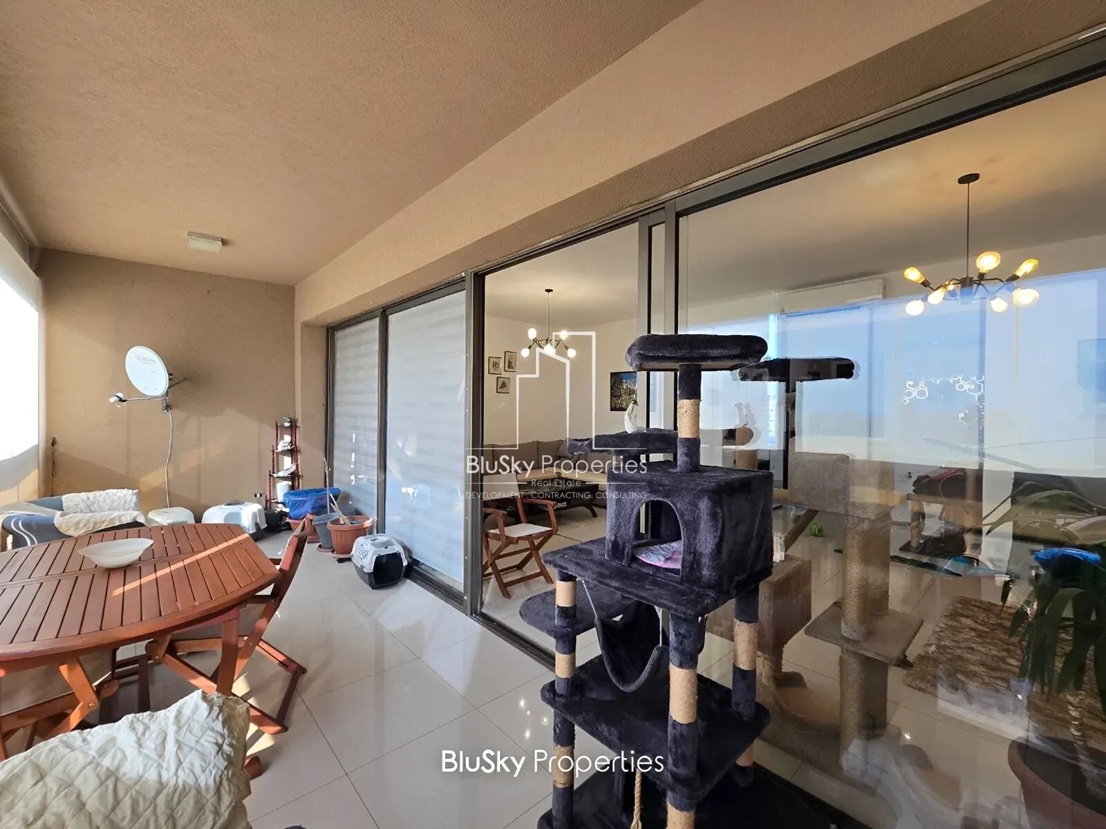 Apartment for Sale in Jdeideh - 3 bed, 3 bath