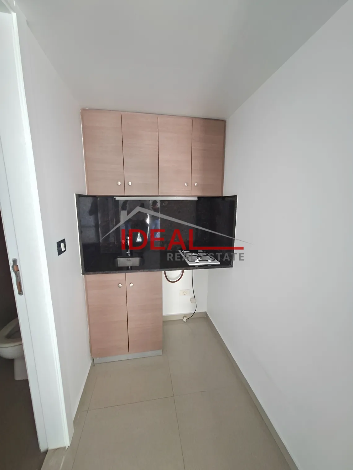 Office for rent in Kfar Hbab, Lebanon