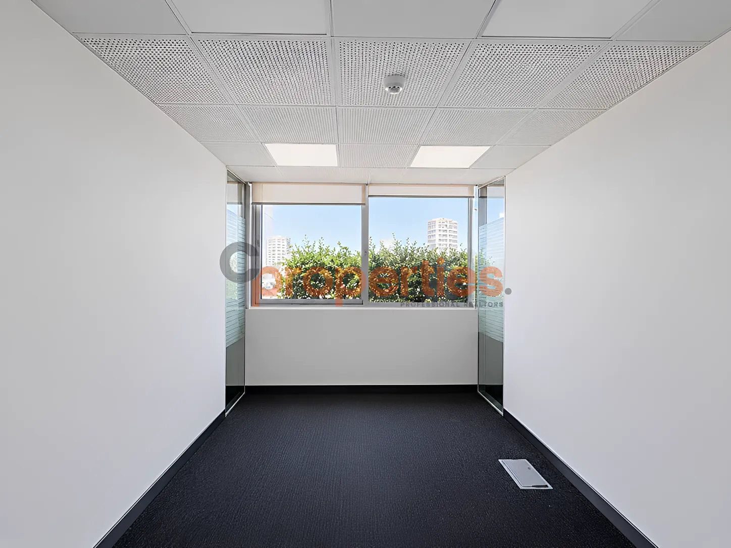 Commercial for rent in Dekwaneh, Lebanon