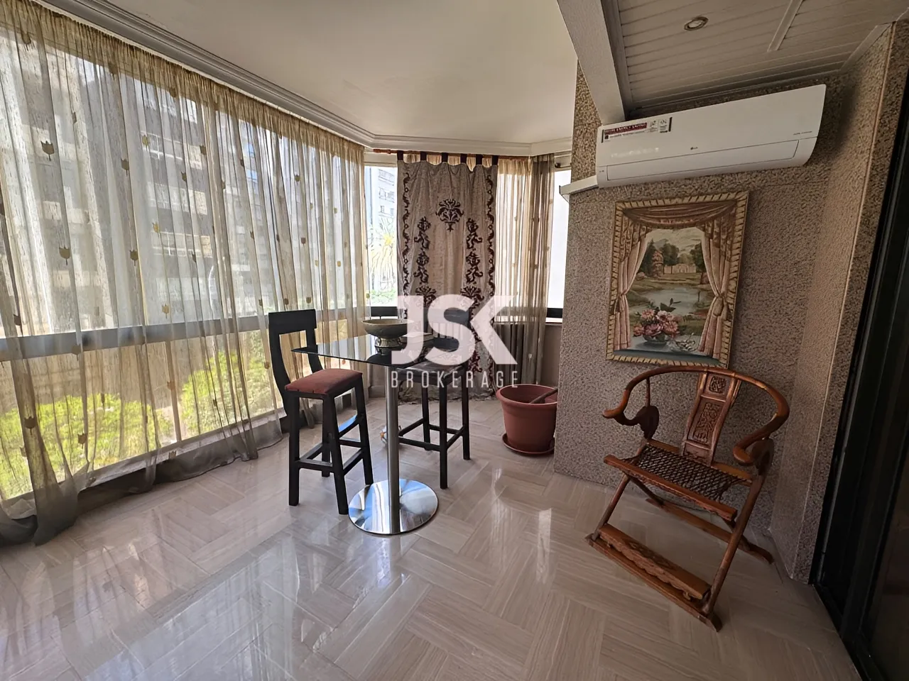 Apartment for Sale in Ras Beirut
