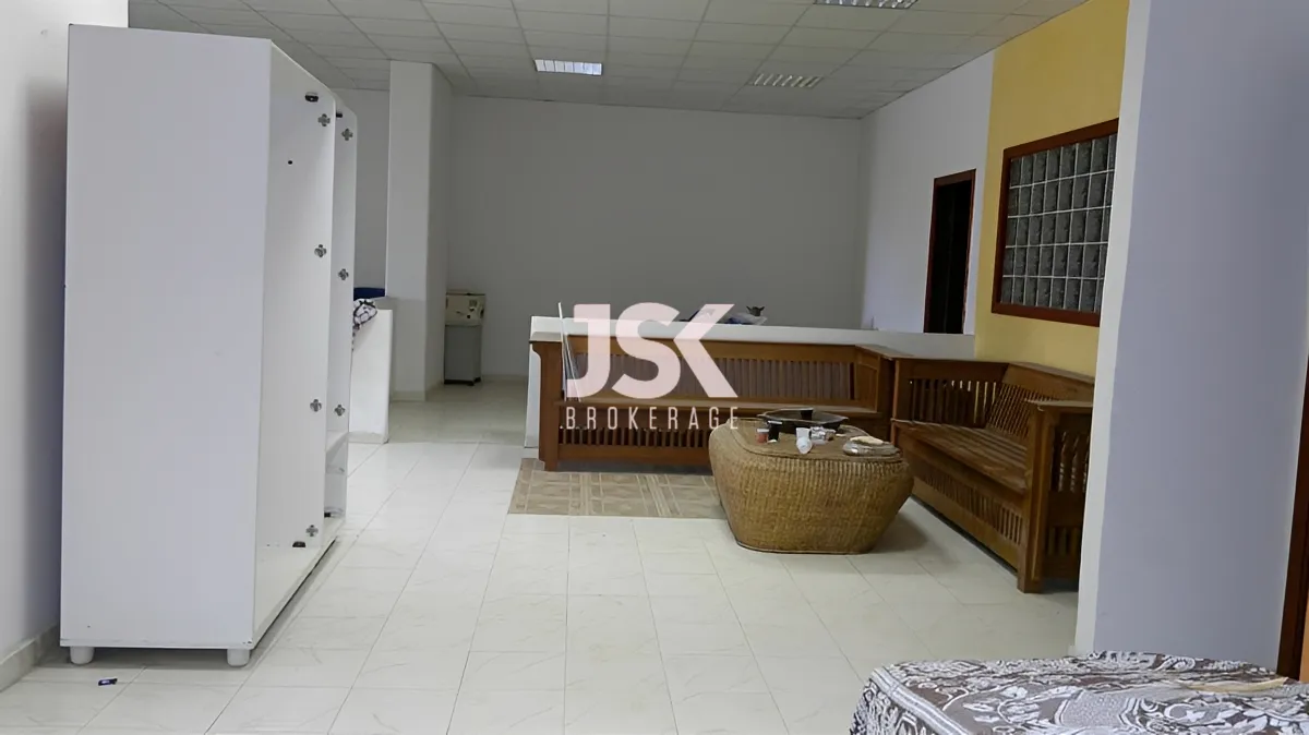 Warehouse for Sale in Bsalim