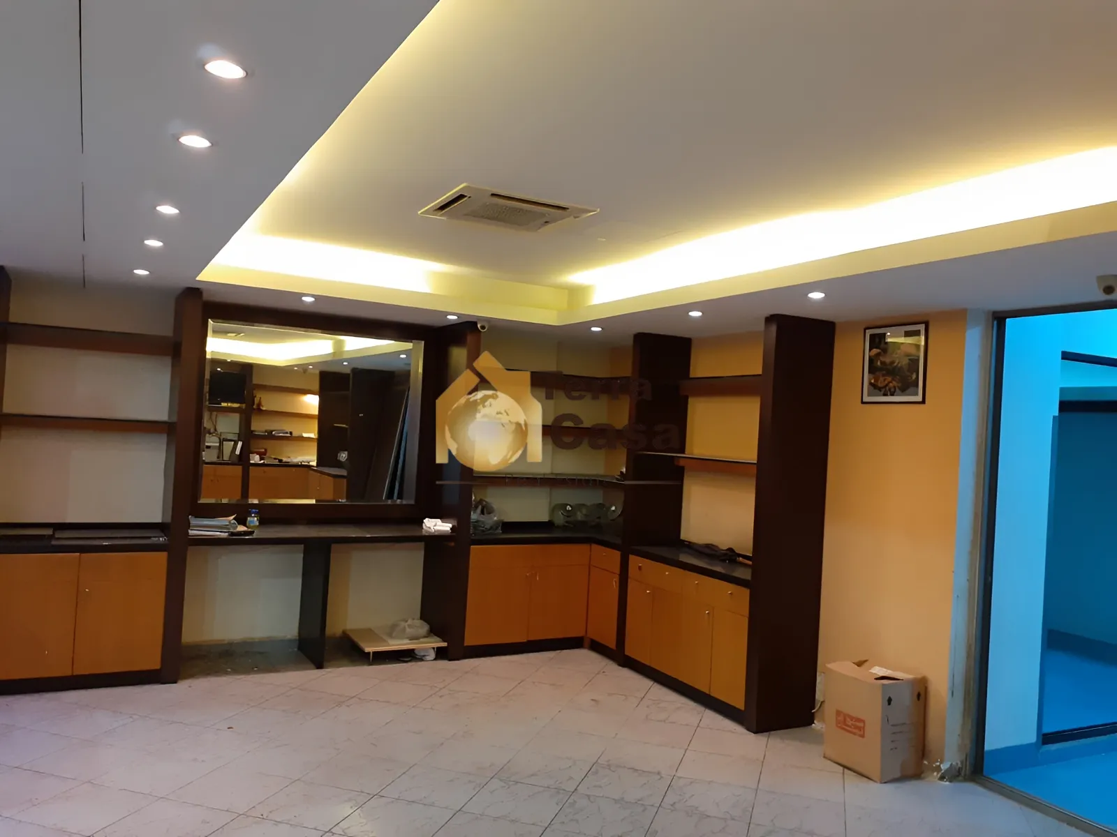 Commercial for sale in Achrafieh