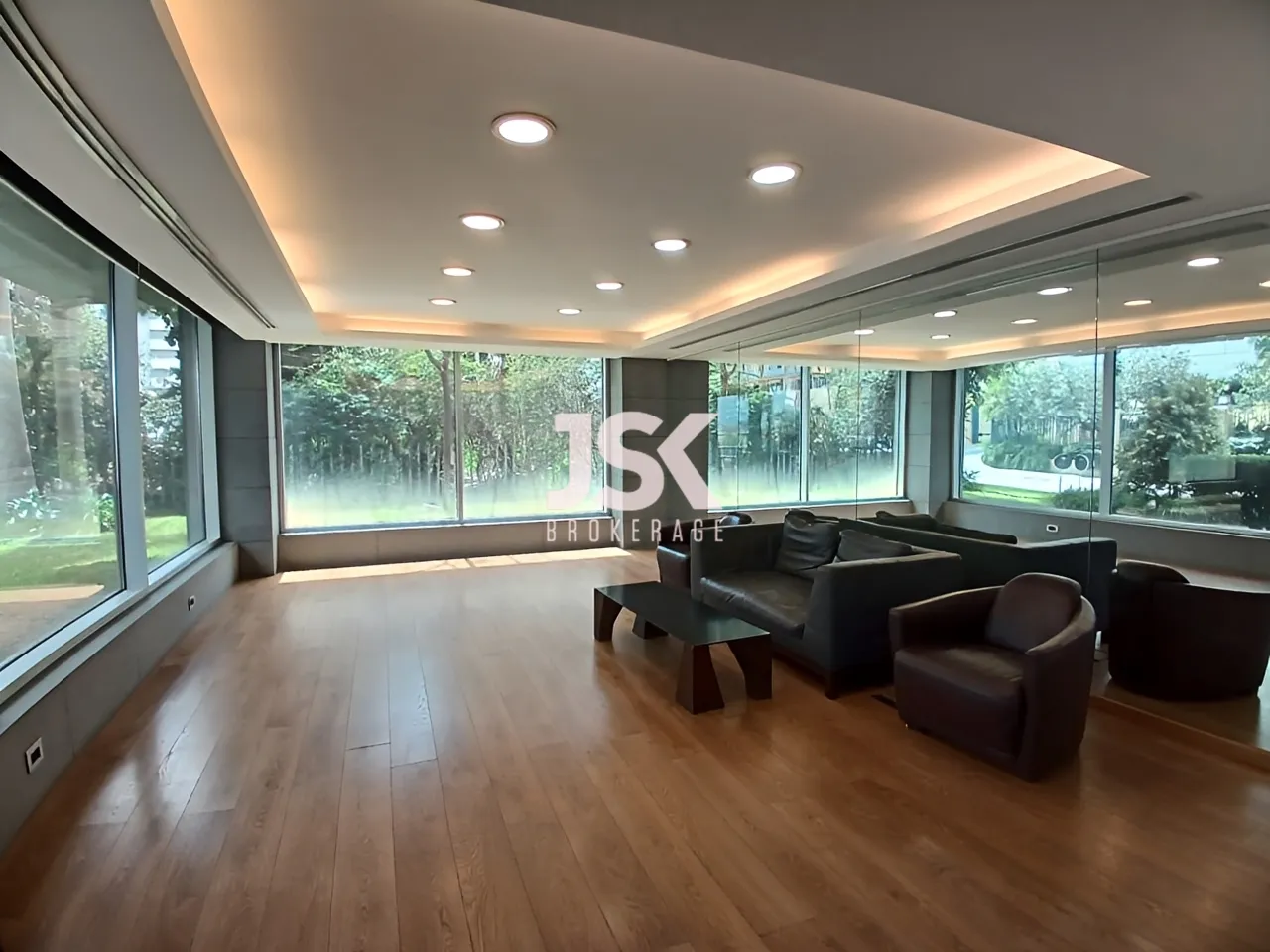 Office for Rent in Horch Tabet