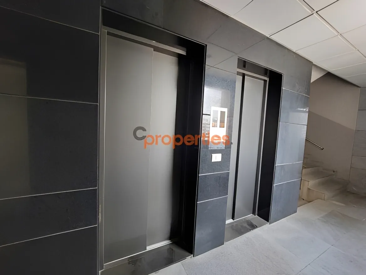 Office for Rent in Jal El Dib