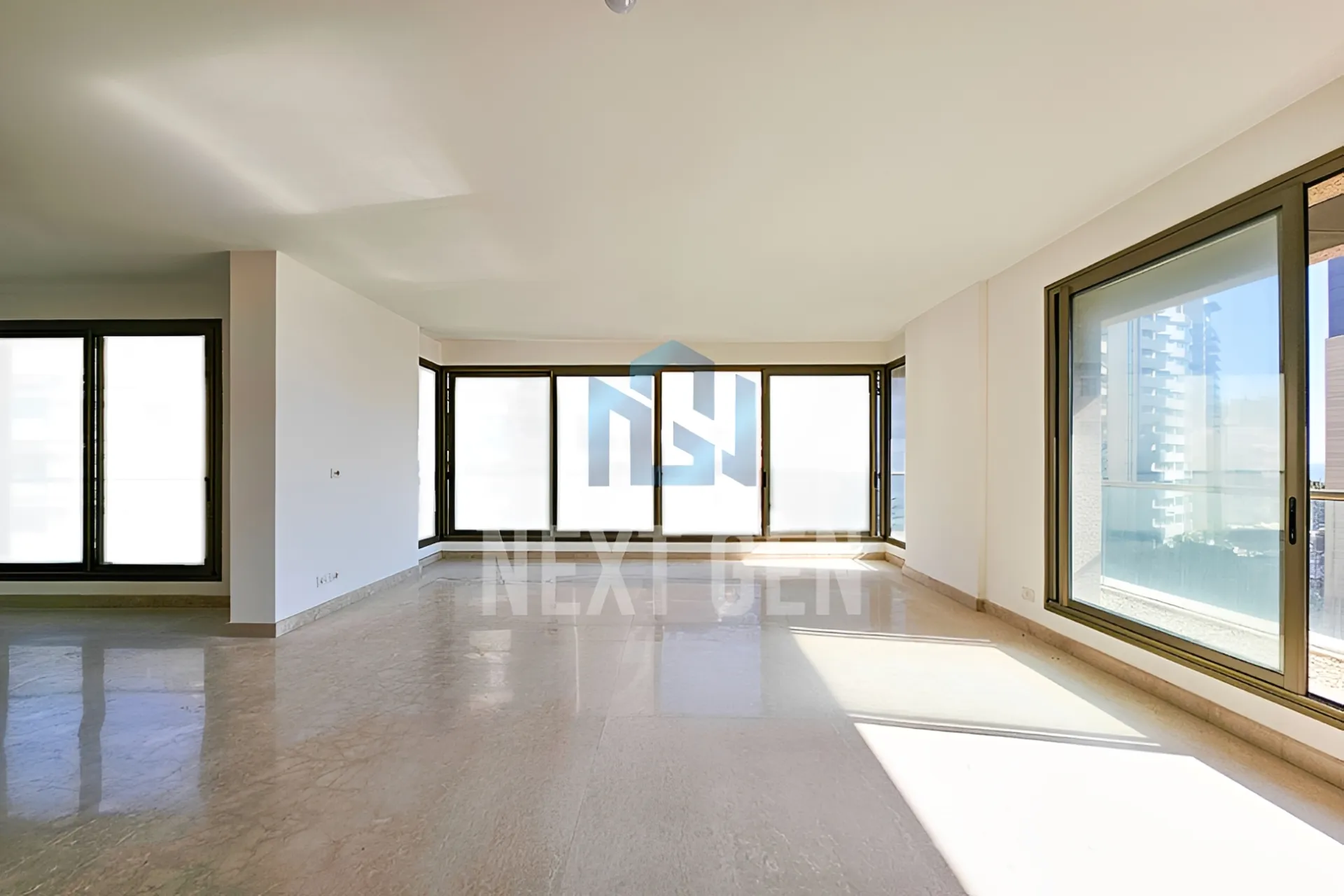 Apartment for sale in Ras, Bayrut, Lebanon - 3 bed, 4 bath