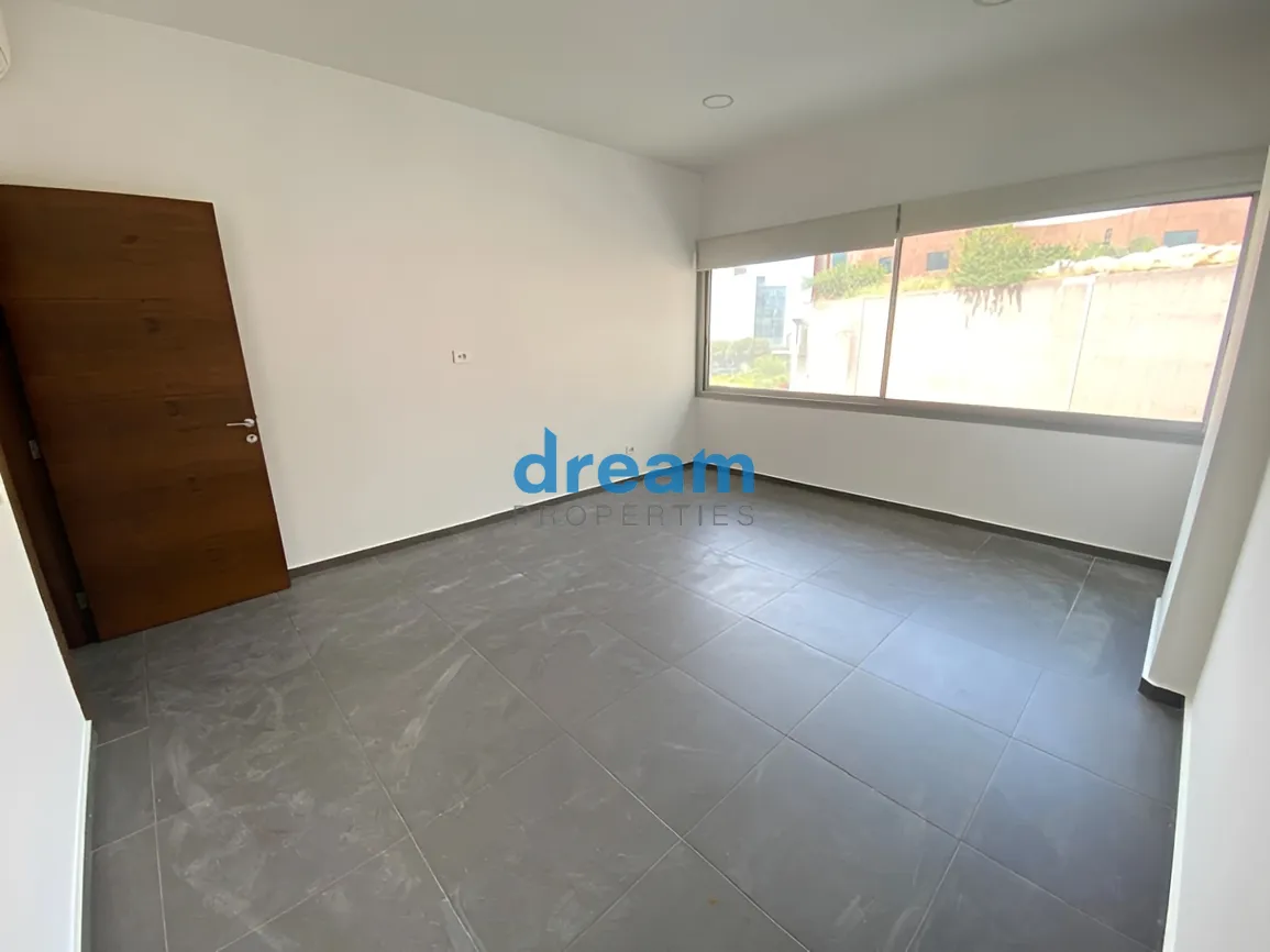 Office for rent in Horch Tabet, Lebanon