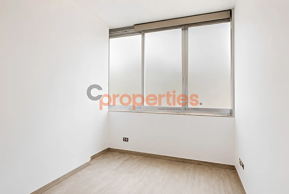 Office for Sale in Verdun
