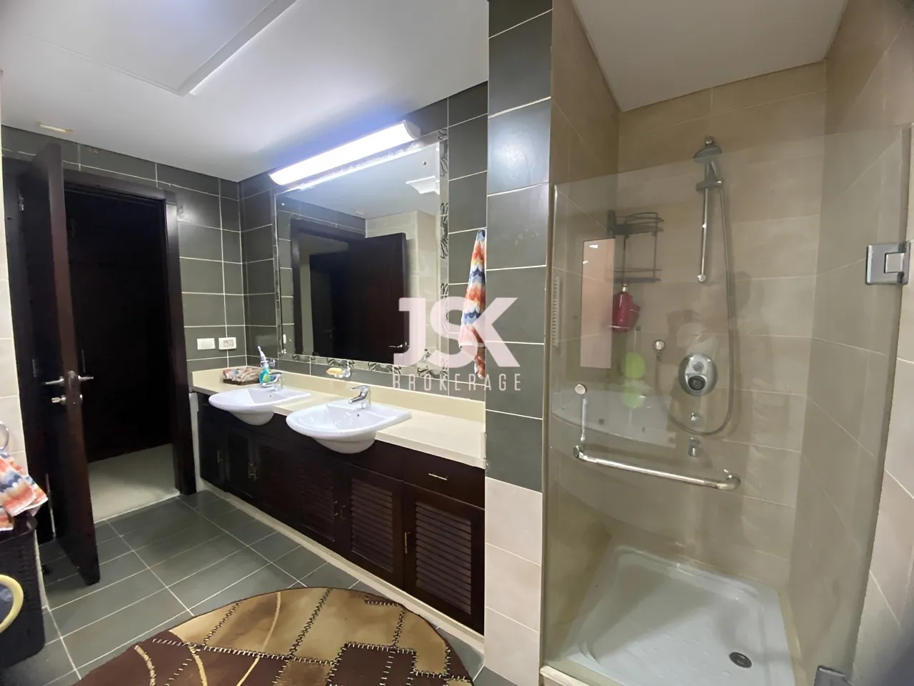 Apartment for Sale in Ain El Mraiseh