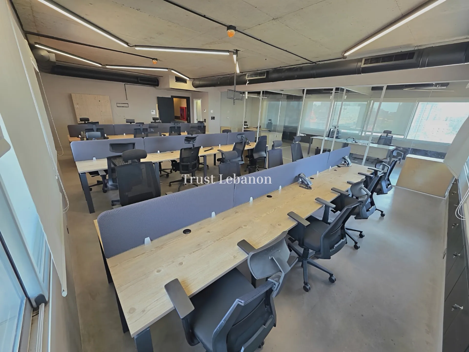 Office for rent in Sin El Fil, Lebanon