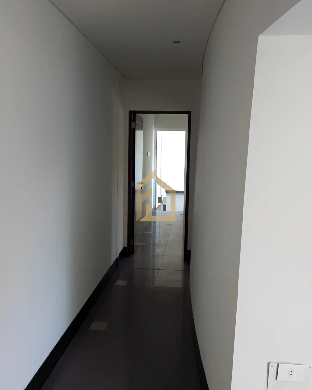 Office for rent in Daoura, Lebanon