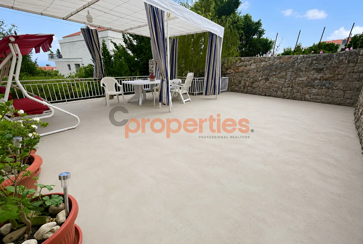 Apartment for Sale in Ajaltoun