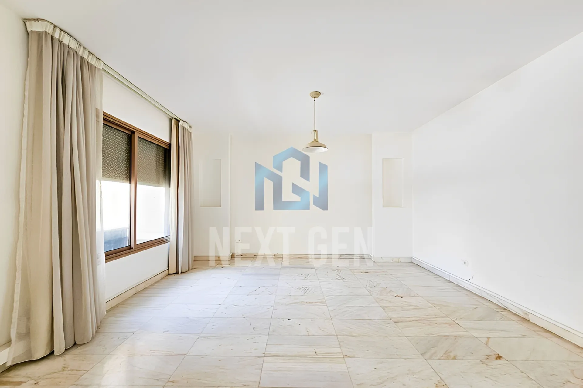 Apartment for rent in Achrafieh, Beirut, Lebanon - 3 bed, 4 bath