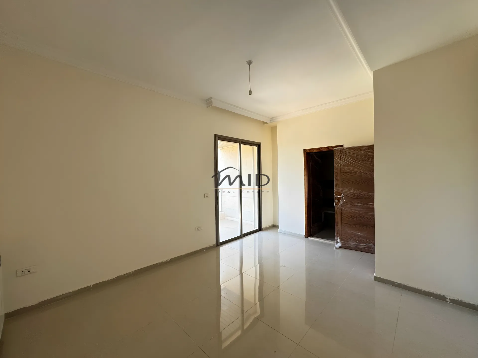 Residential in Rabweh, metn - 3 bed, 4.0 bath