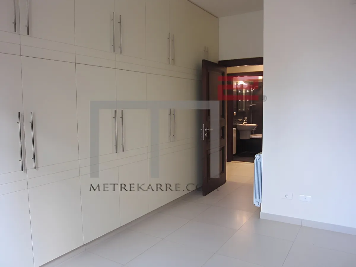 Apartment for rent in Furn El Hayek