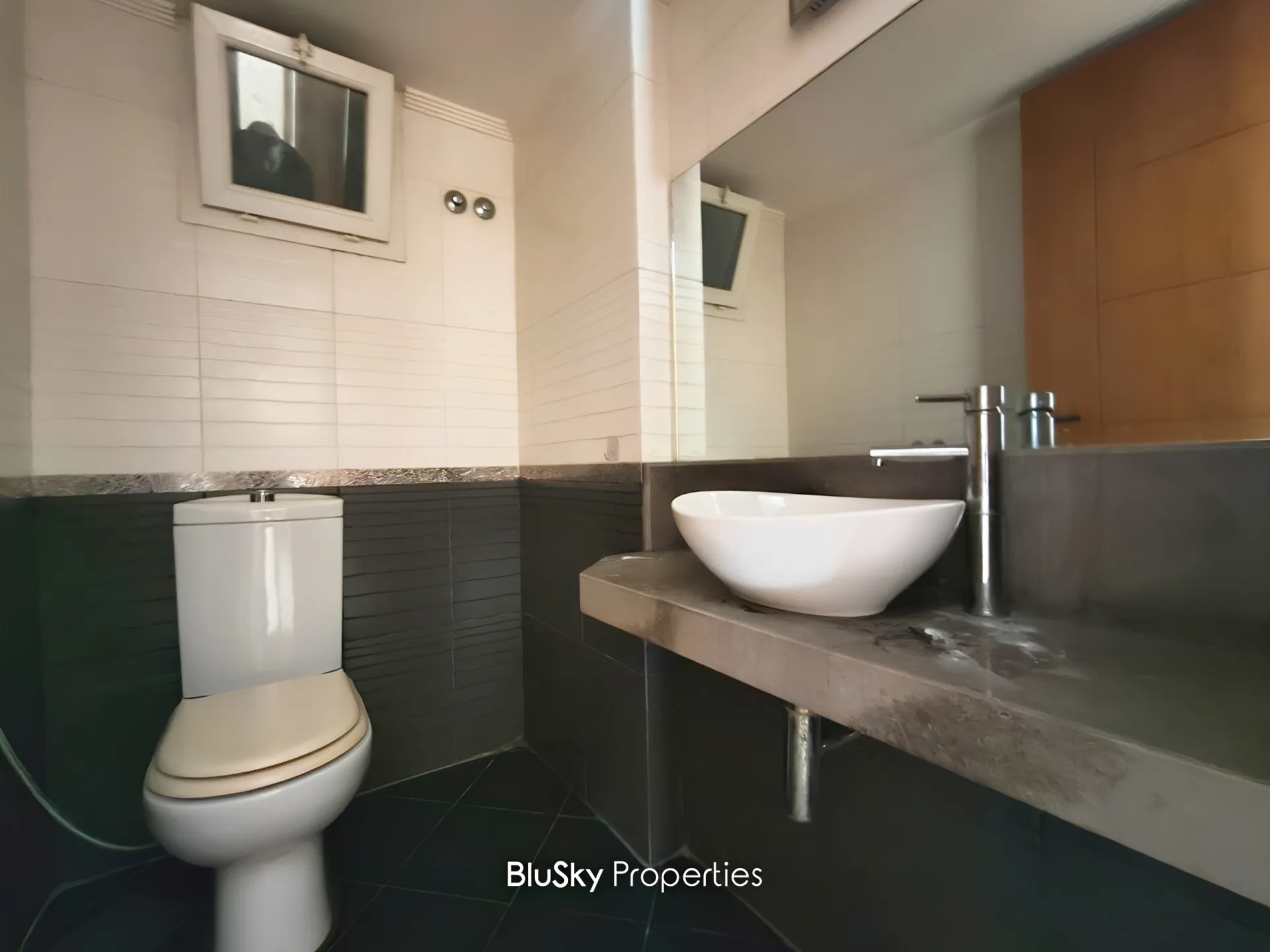 Apartment for rent in Adma w dafnah, lebanon