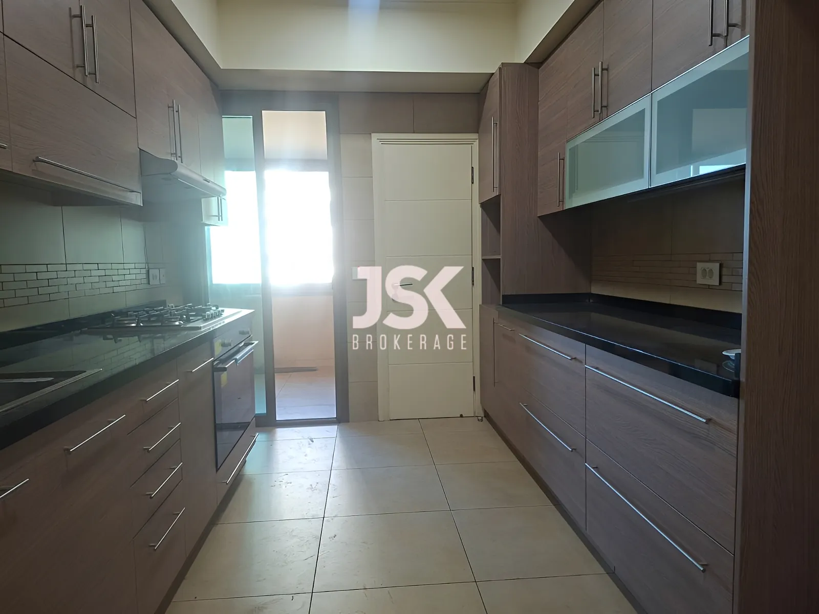 Apartment for Rent in Ras Beirut - 3 bed