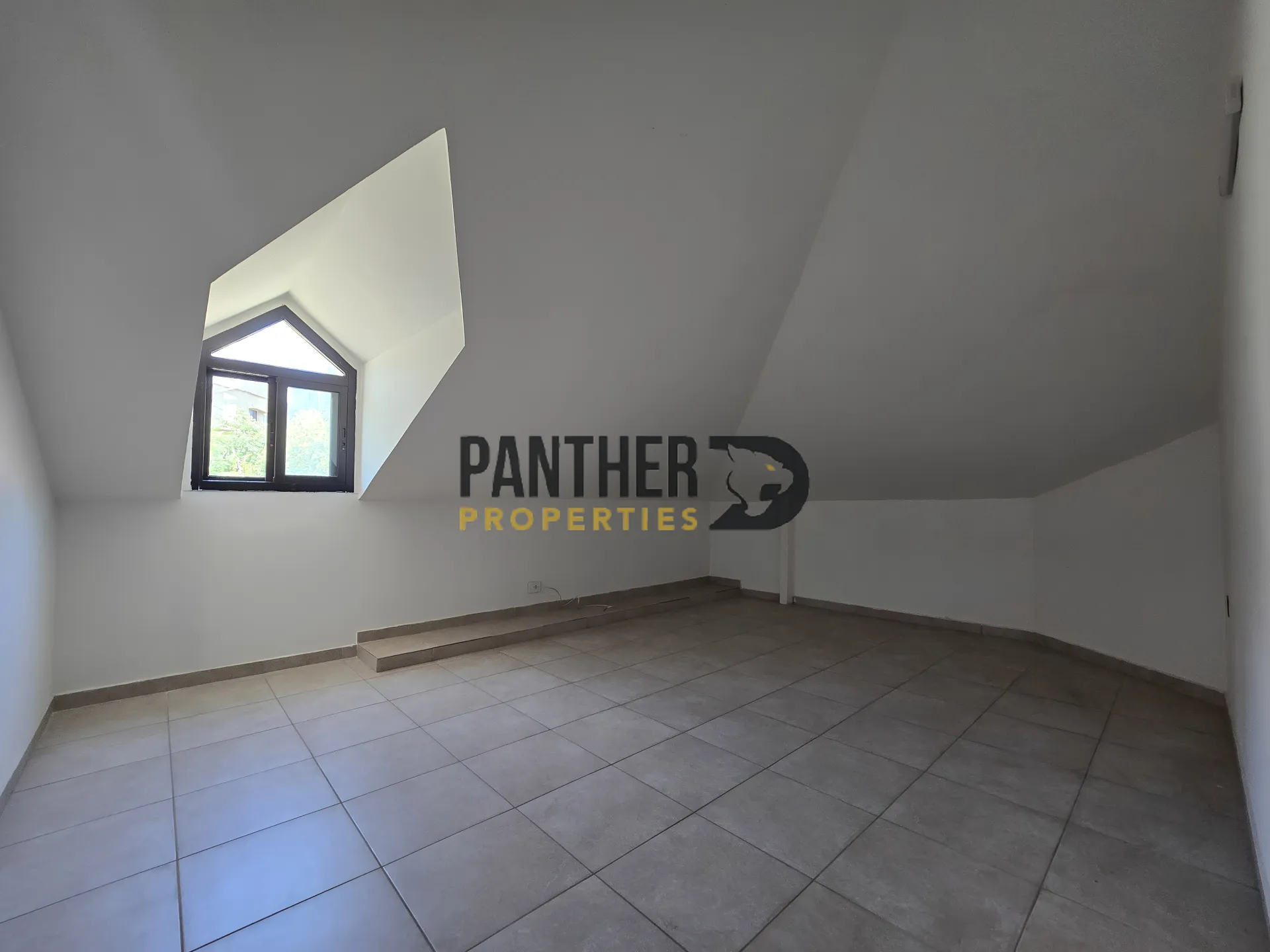 Apartment for sale in Araya, lebanon