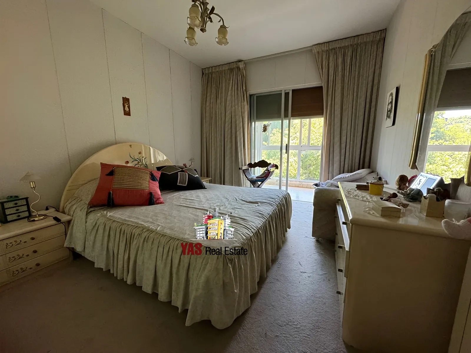 Apartment for Sale in Ajaltoun - 3 bed, 3 bath