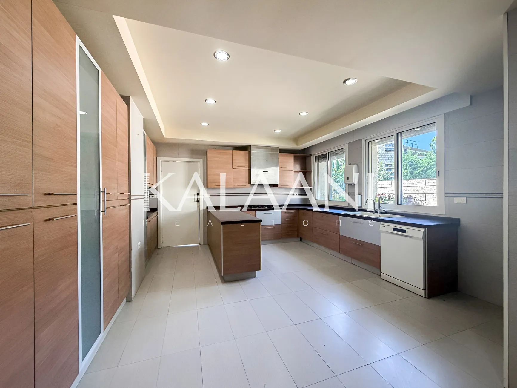 Villa for sale in Rabieh