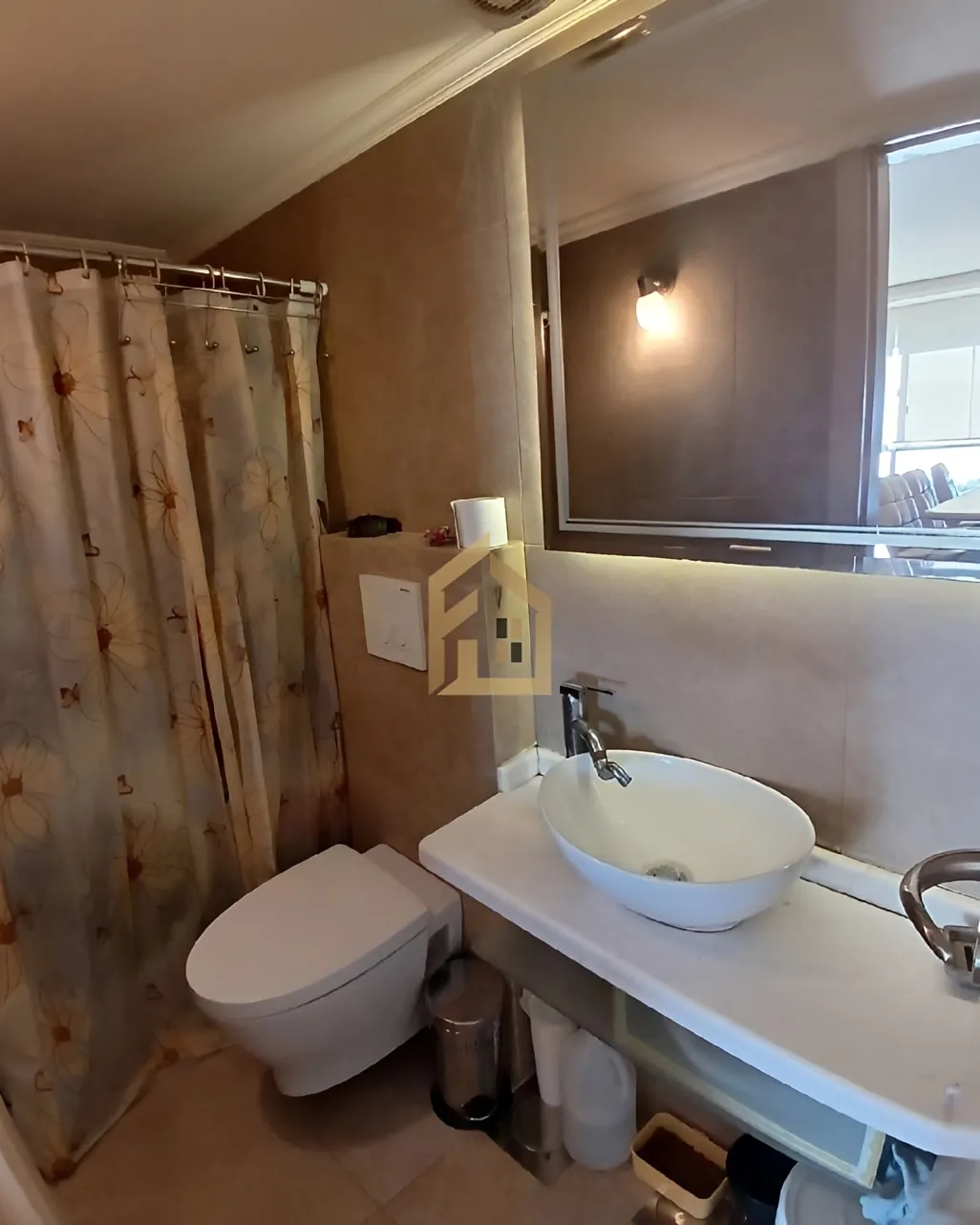 Apartment for sale in Ballouneh, Lebanon - 2 bed, 2 bath