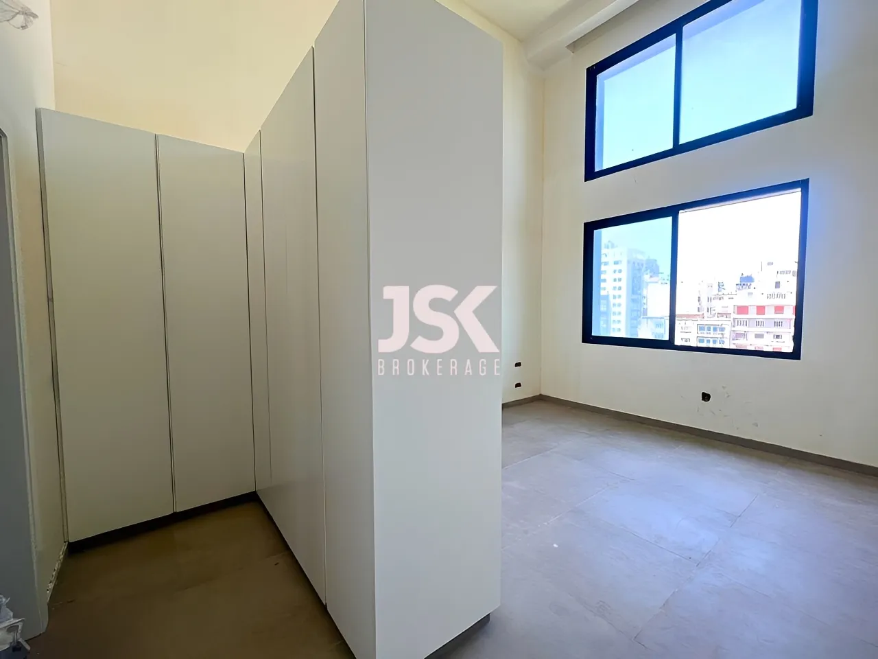 Duplex for Sale in Achrafieh - 4 bed, 3 bath