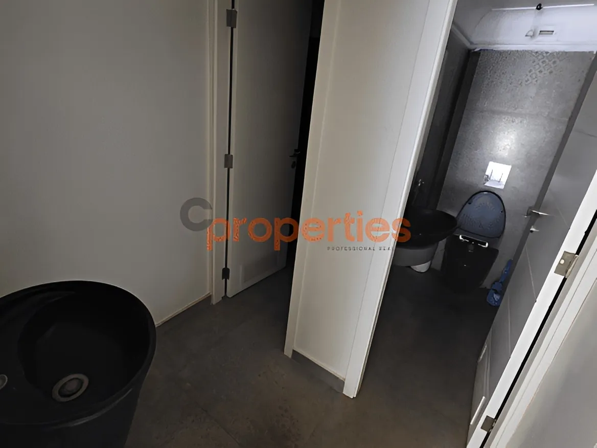 Showroom for Rent in Horch Tabet
