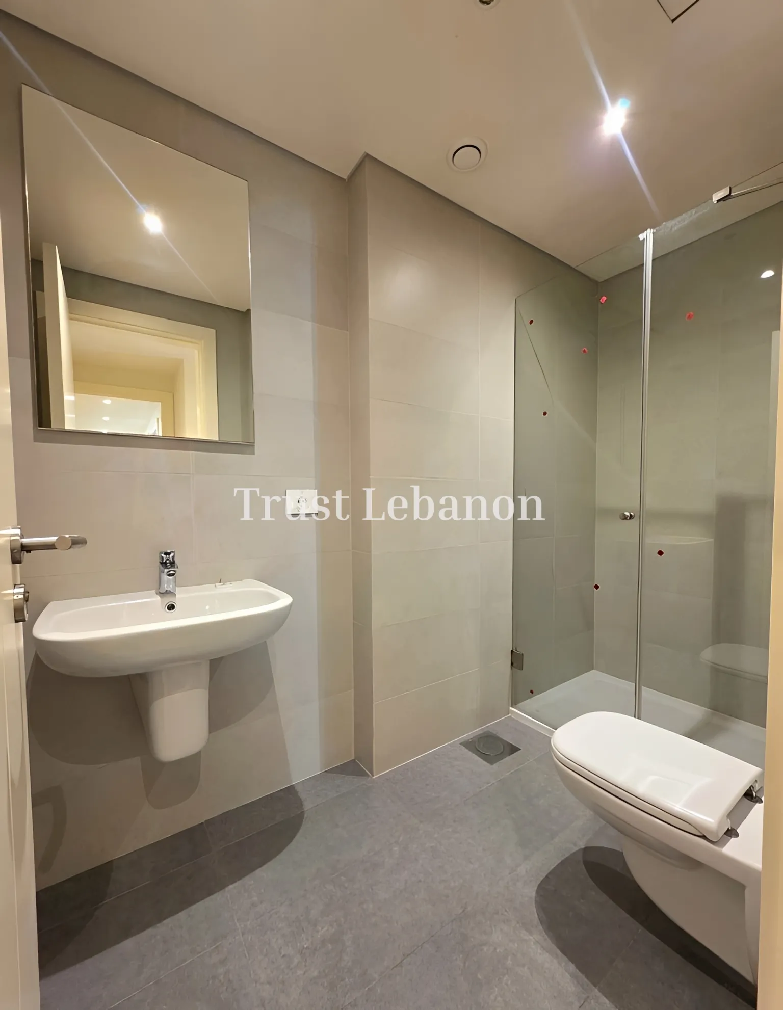 Apartment for sale in Louaizeh, Lebanon