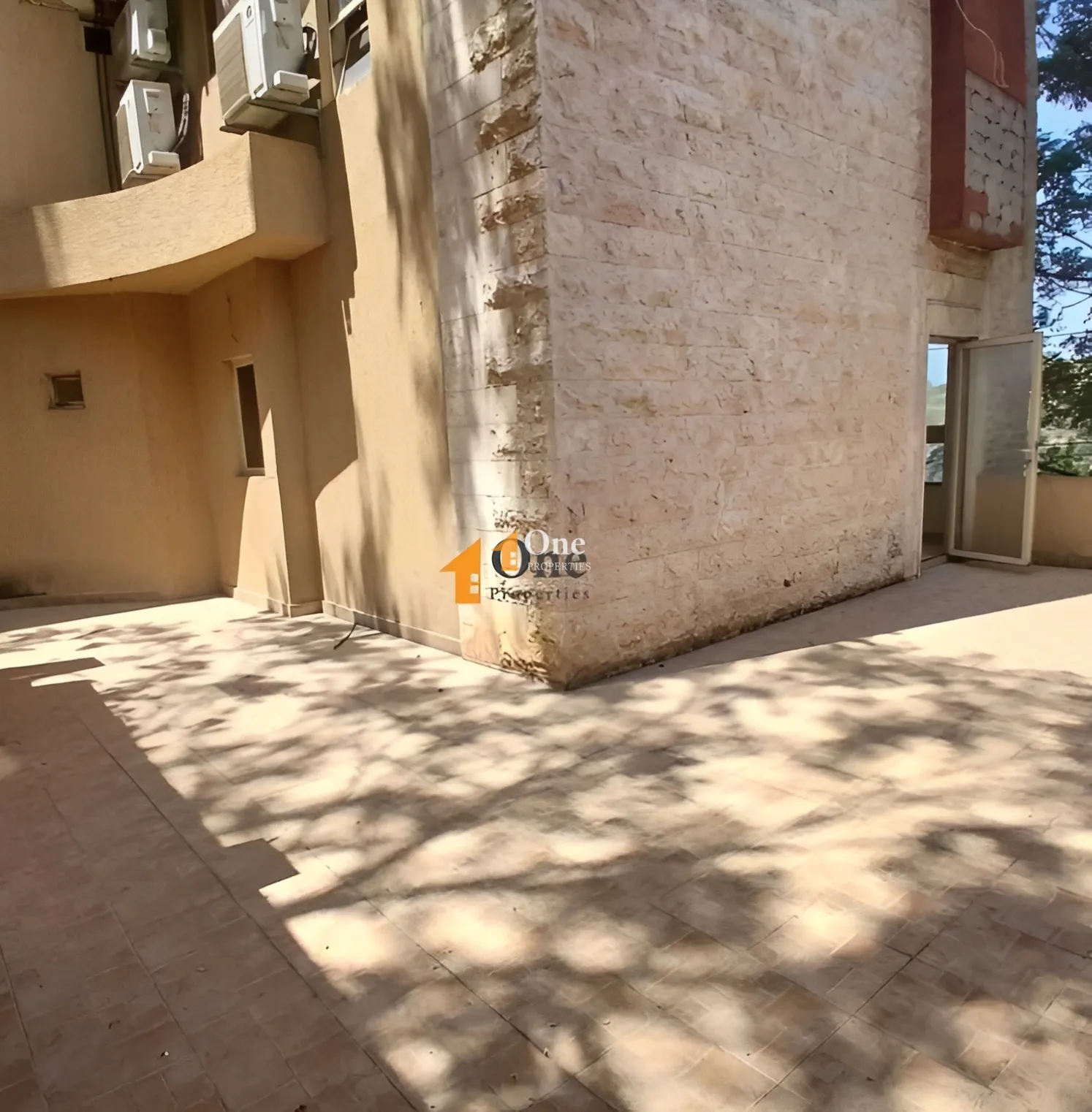 Office for rent in Mansourieh, Lebanon