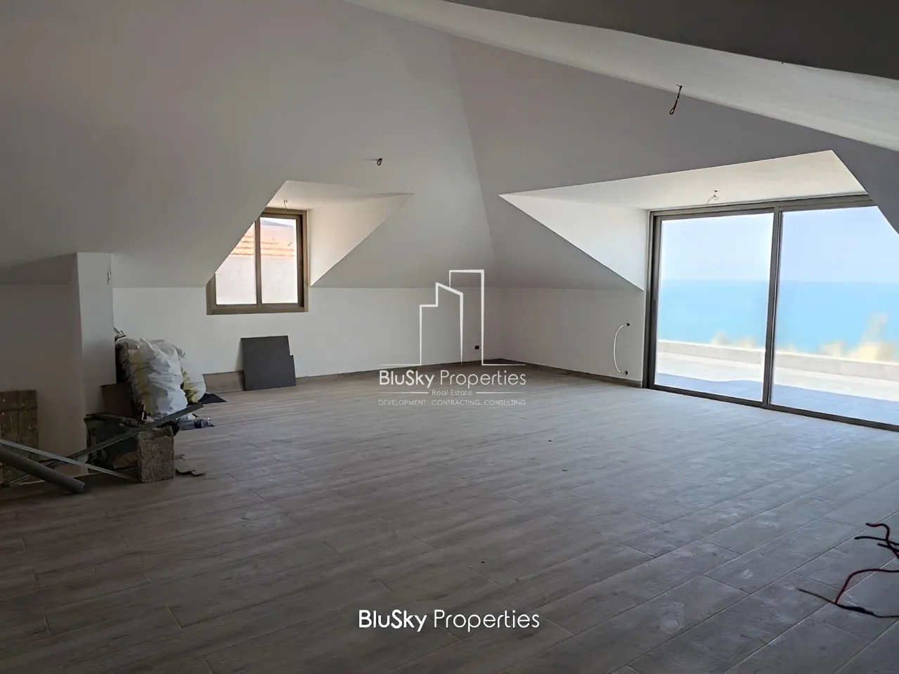 Duplex for Sale in Haret Sakher
