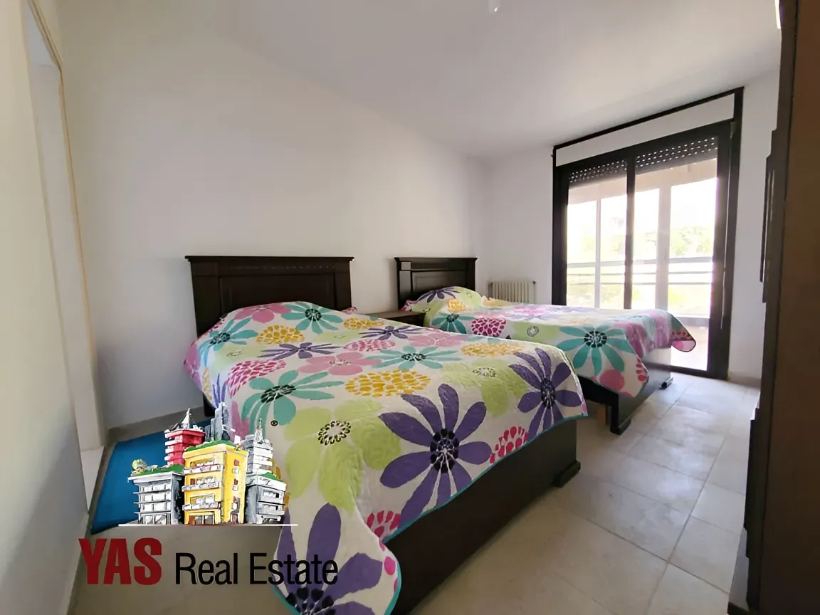 Apartment for Sale in Ajaltoun - 4 bed, 4 bath