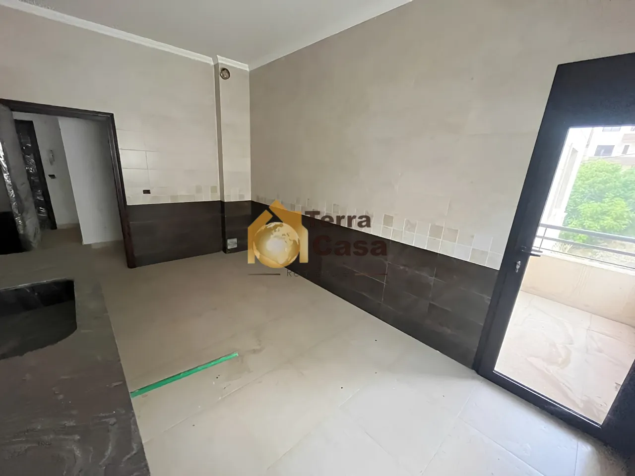 Apartment for Sale in Ain el Ghossein
