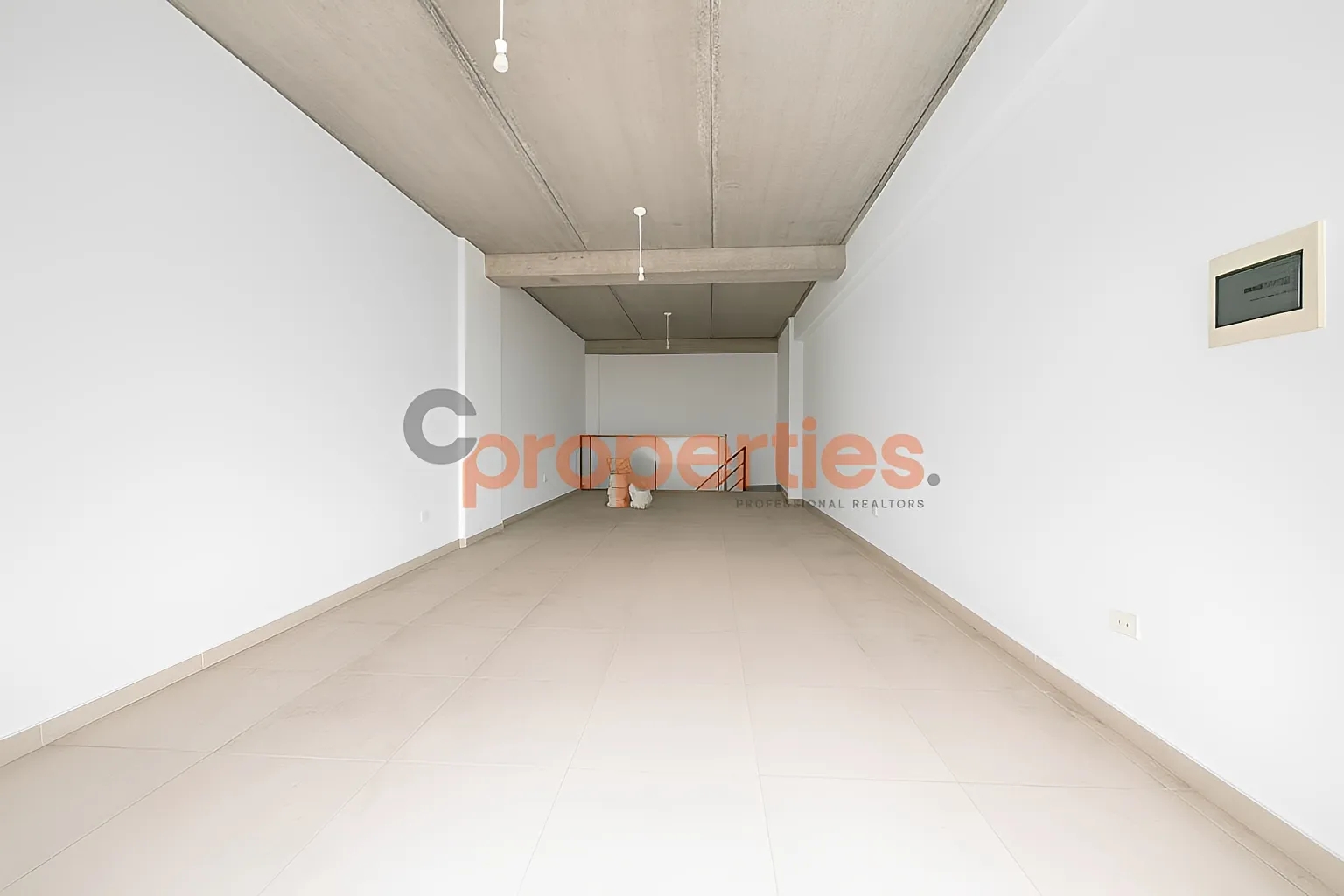 Shop for Sale in Aamchit