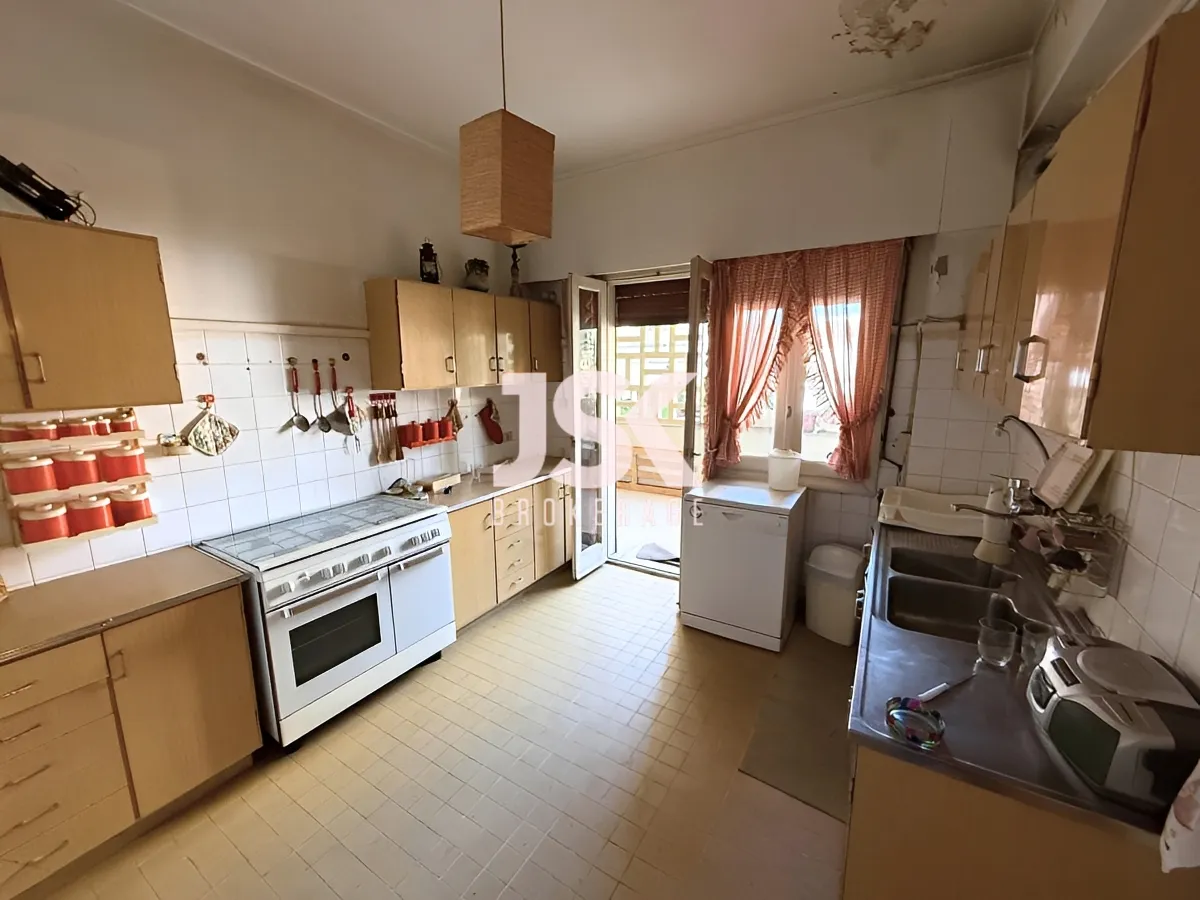 Apartment for Sale in Caree d'or, Achrafieh, Beirut, Lebanon