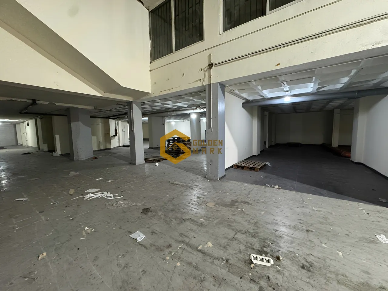 Warehouse for rent in Dbayeh