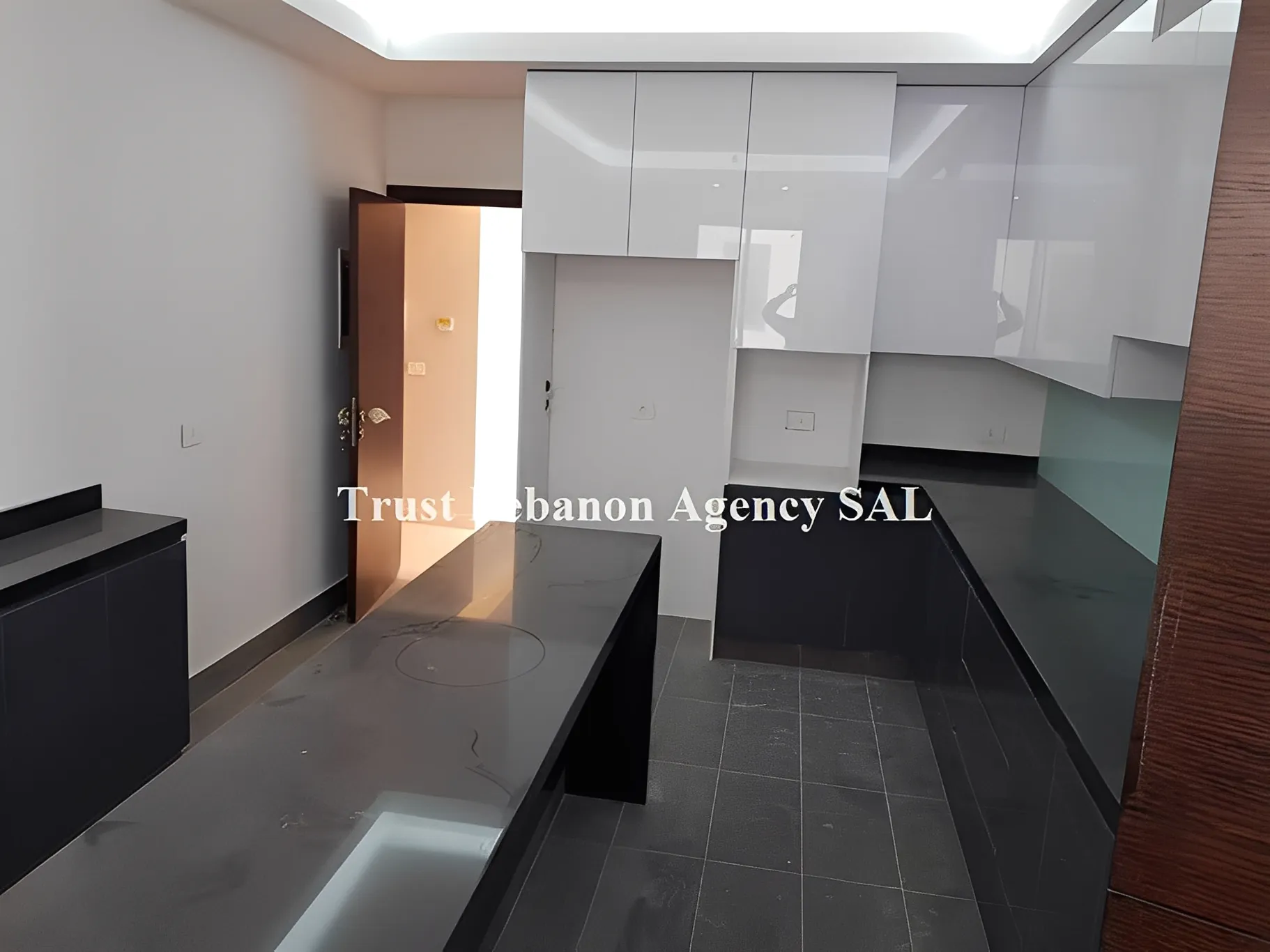 Apartment for Sale in Baabda, Louaizeh Lebanon
