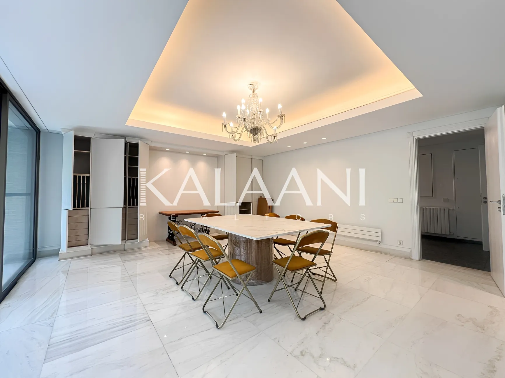 Apartment for rent in Achrafieh, Beirut, Lebanon - 4 bed, 5 bath