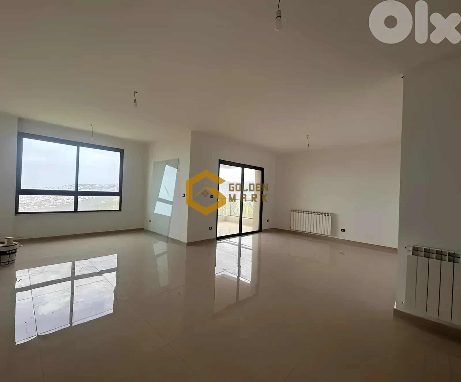 Apartment for Sale in Cornet Chahwan - 3 bed, 3 bath