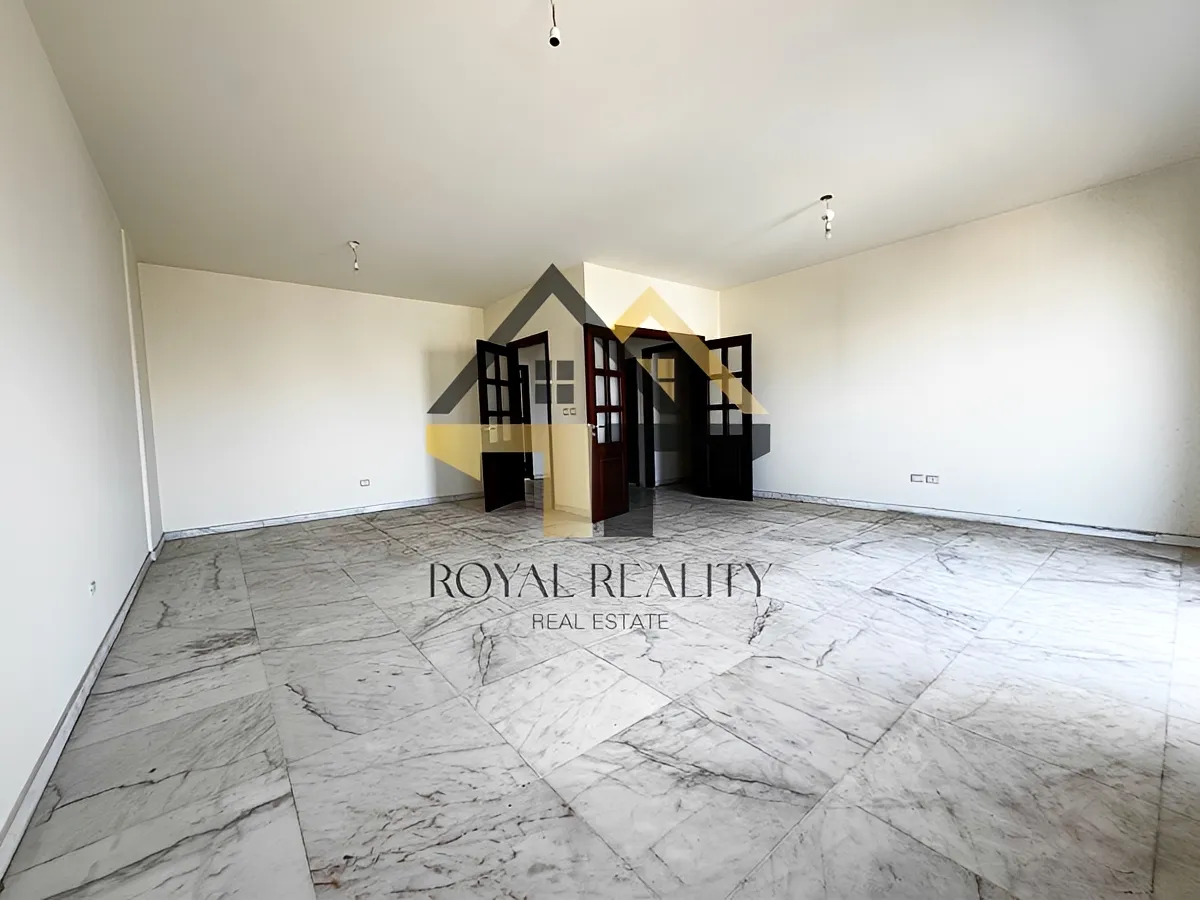 Apartment for sale in Hamra