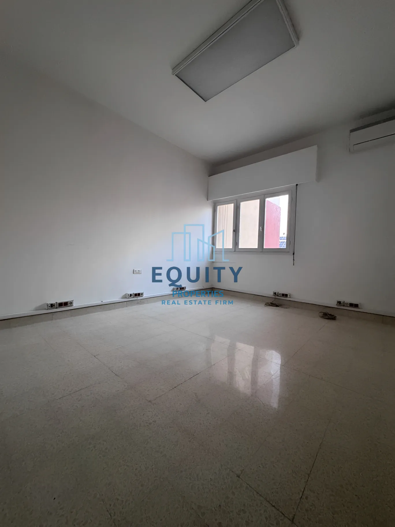 Office for rent in Jal El Dib, Lebanon