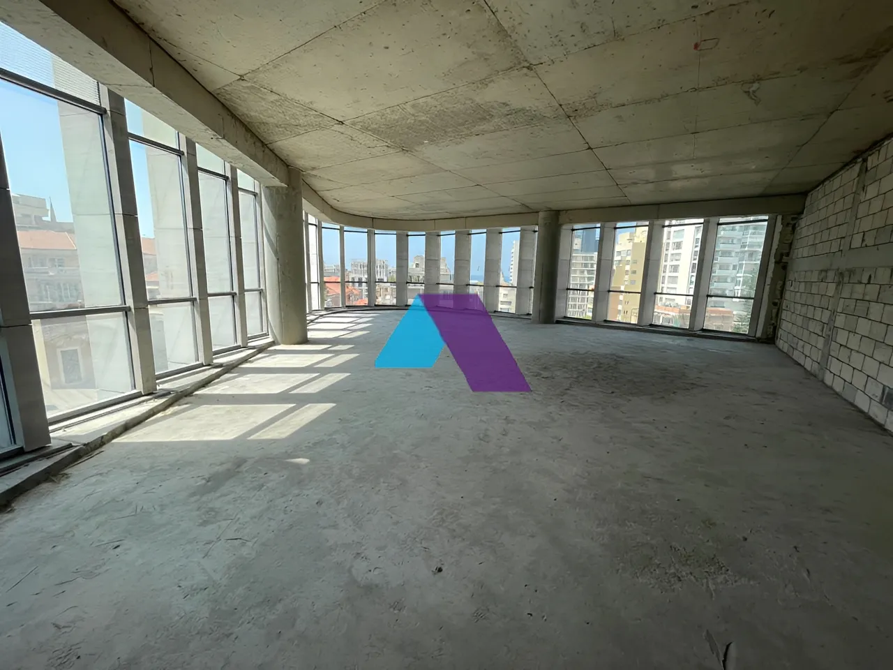 Office for rent in Saifi Village