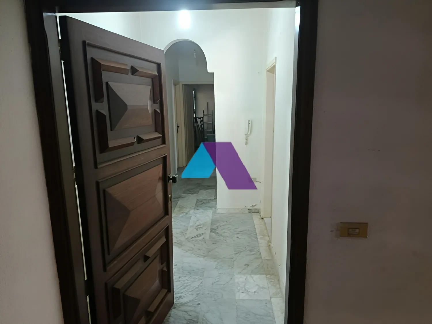 Apartment for Sale in Ain El Remmaneh - 2 bed, 2 bath