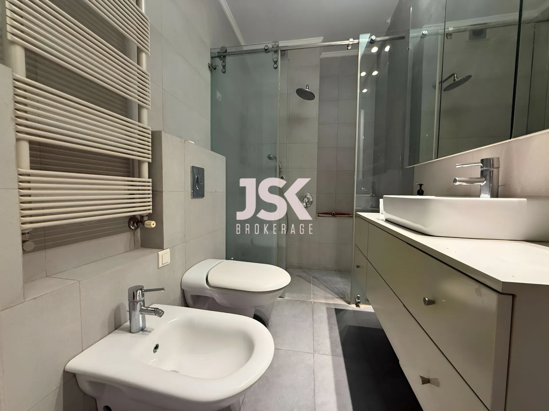 Apartment for Rent in Achrafieh