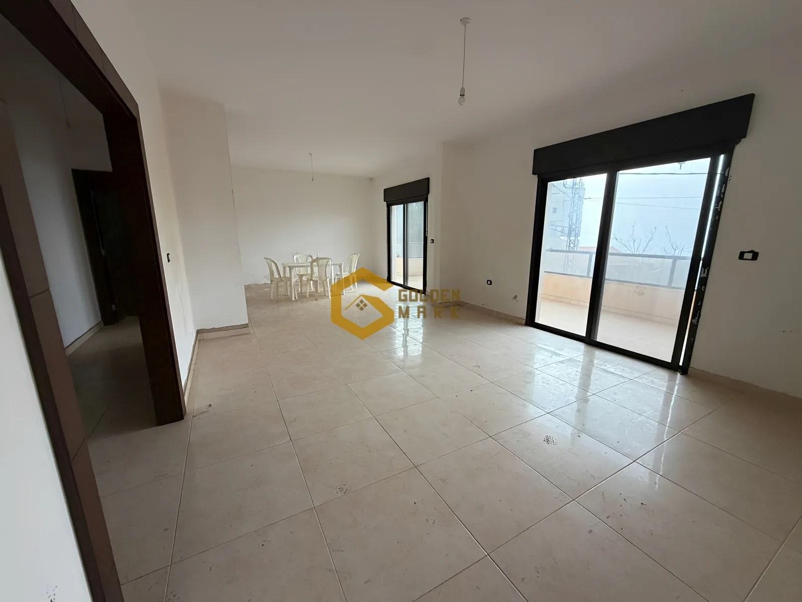 Apartment for Sale in Safra - 3 bed, 3 bath