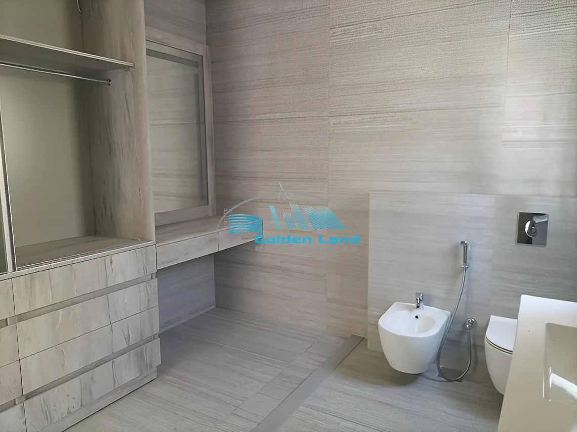 Apartment for Rent in Ras Beirut, Lebanon - 2 bed, 2 bath