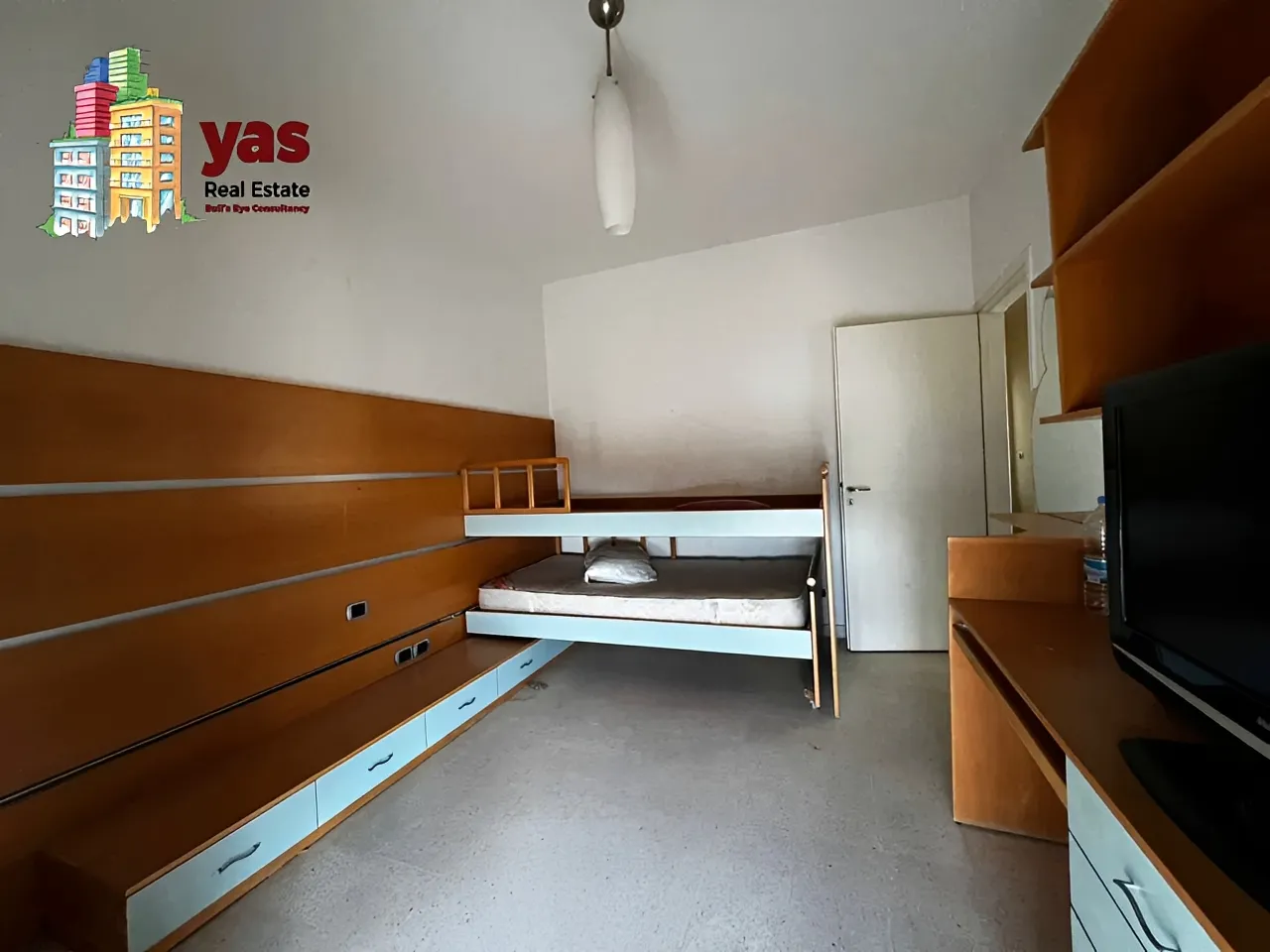 Apartment for Rent in Ballouneh