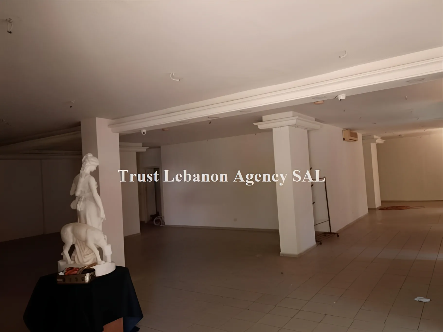 Commercial Property For Rent in Baabda, Hazmieh